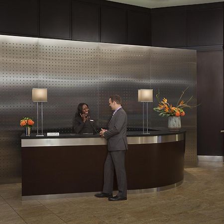 Intercontinental Toronto Centre By Ihg Hotel Екстериор снимка