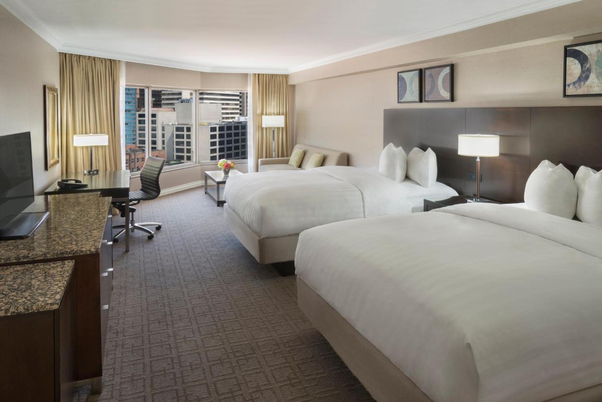 Intercontinental Toronto Centre By Ihg Hotel Екстериор снимка