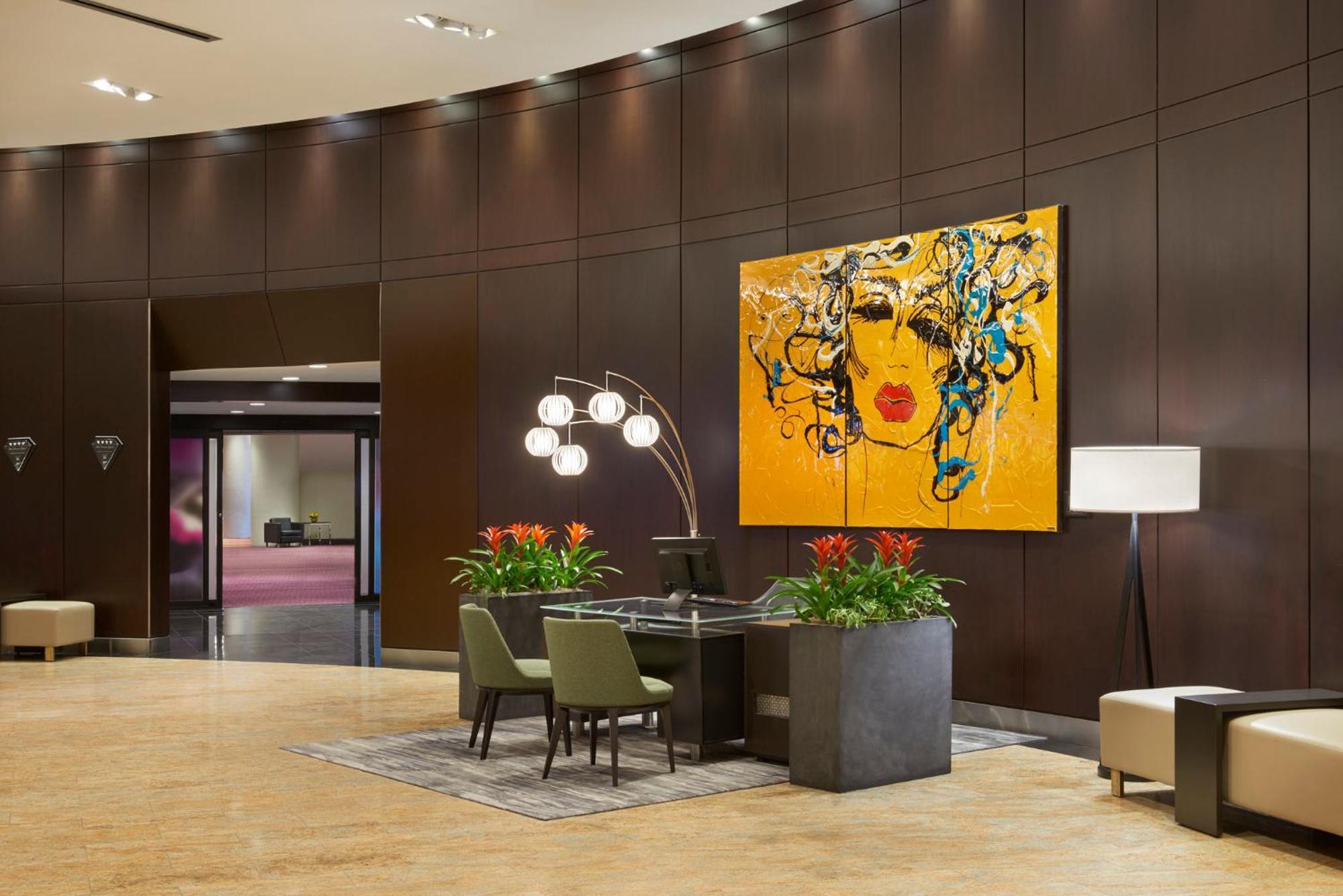 Intercontinental Toronto Centre By Ihg Hotel Екстериор снимка