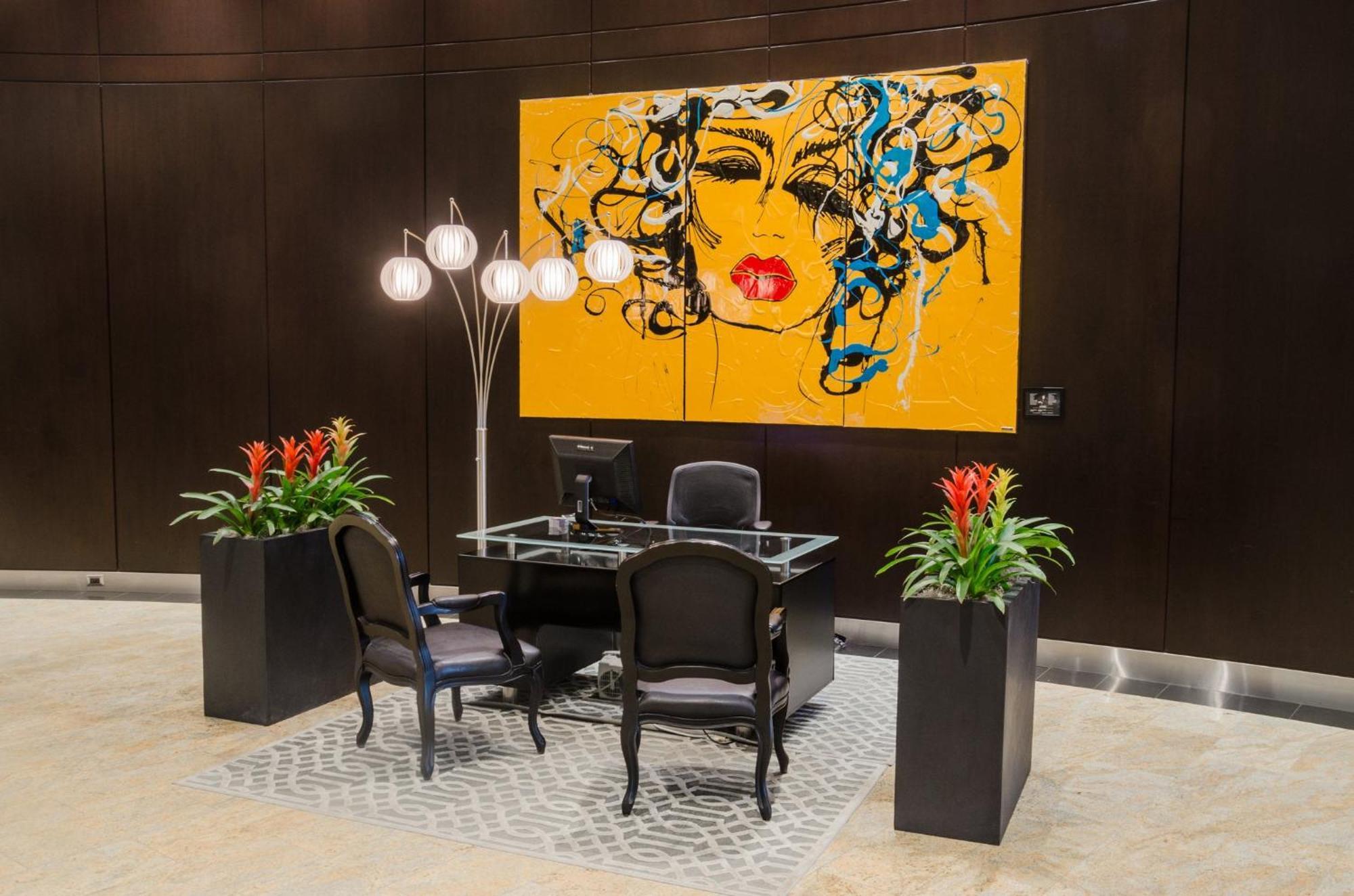 Intercontinental Toronto Centre By Ihg Hotel Екстериор снимка