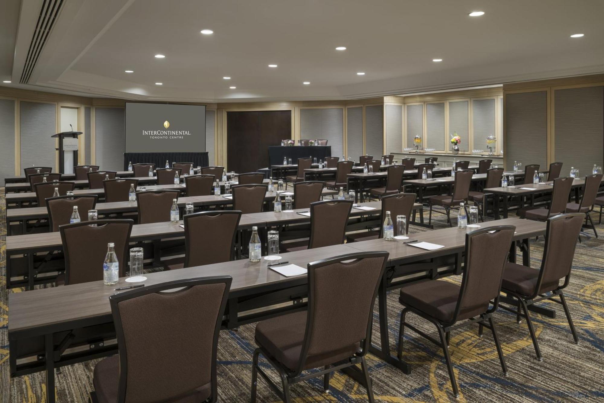 Intercontinental Toronto Centre By Ihg Hotel Екстериор снимка