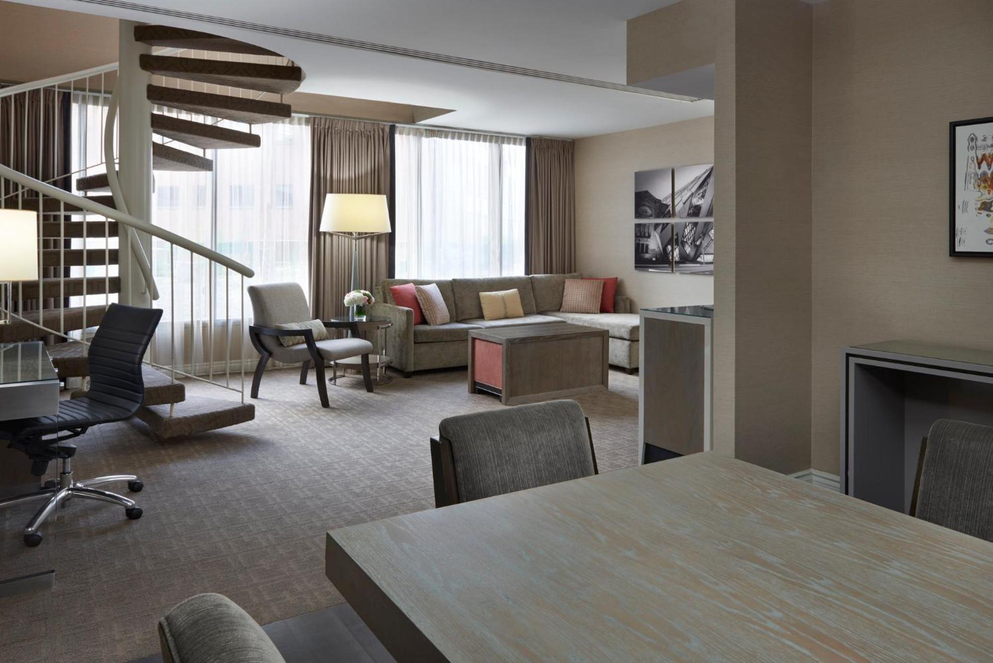 Intercontinental Toronto Centre By Ihg Hotel Екстериор снимка