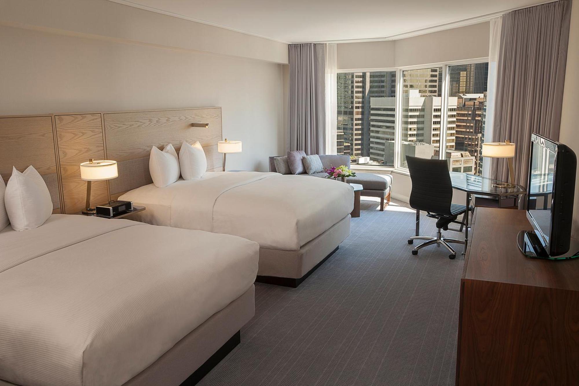 Intercontinental Toronto Centre By Ihg Hotel Екстериор снимка