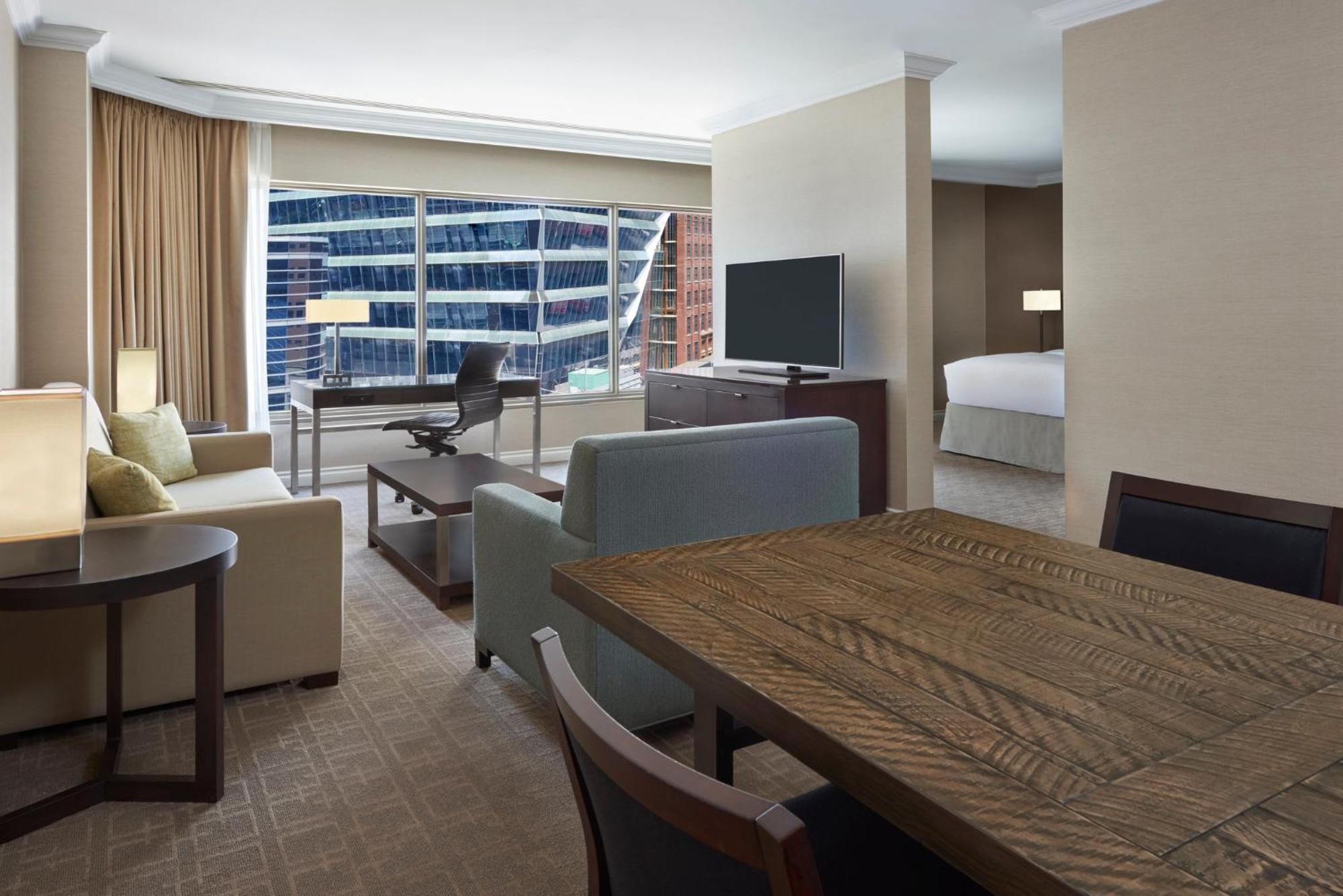 Intercontinental Toronto Centre By Ihg Hotel Екстериор снимка