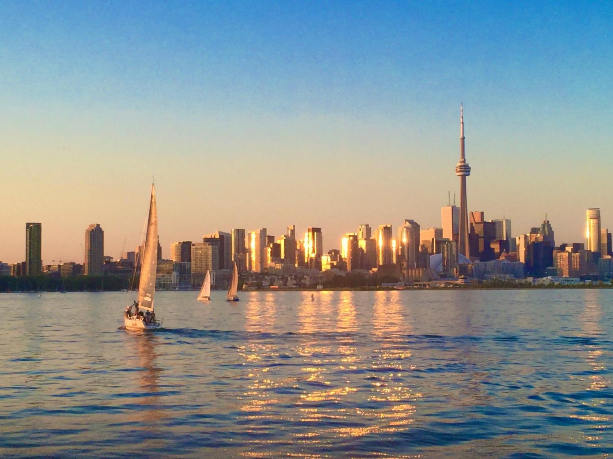 Intercontinental Toronto Centre By Ihg Hotel Екстериор снимка